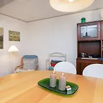 3 Person In * Ærøskøbing