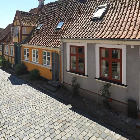 3 Person In Ærøskøbing